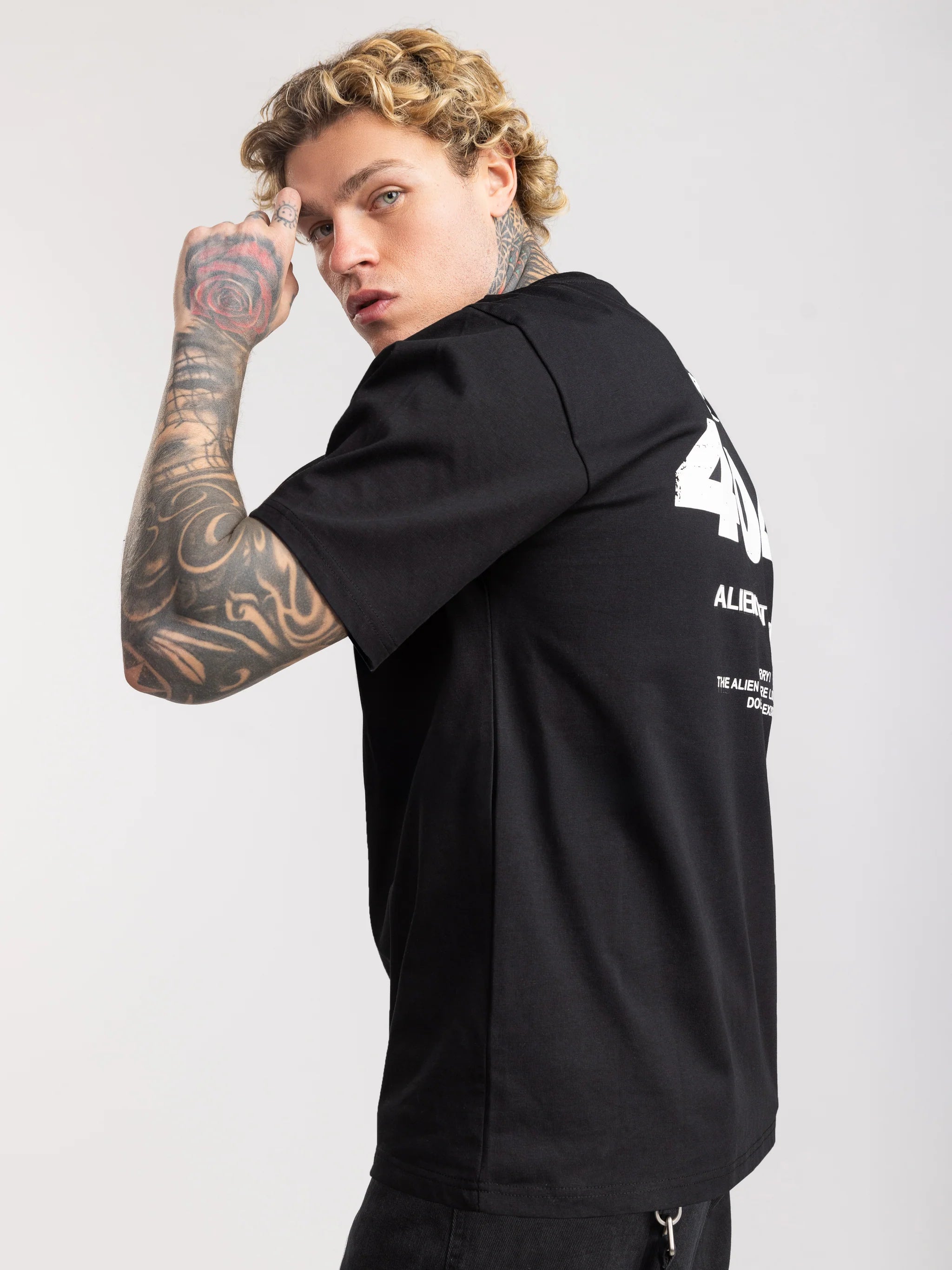 Oversized Graphic T-Shirt - Error 404