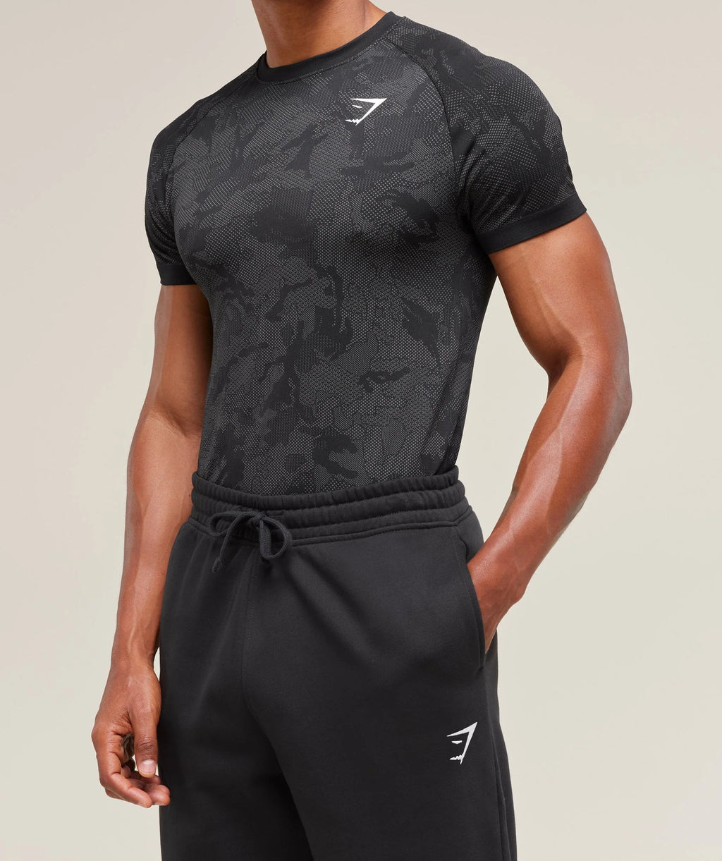 Gymshark Geo Seamless T-Shirt - Charcoal Grey