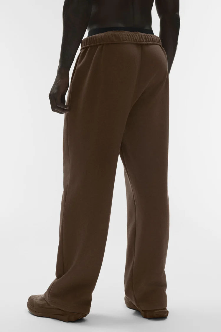 ALO Accolade Straight Leg Sweatpant - Espresso