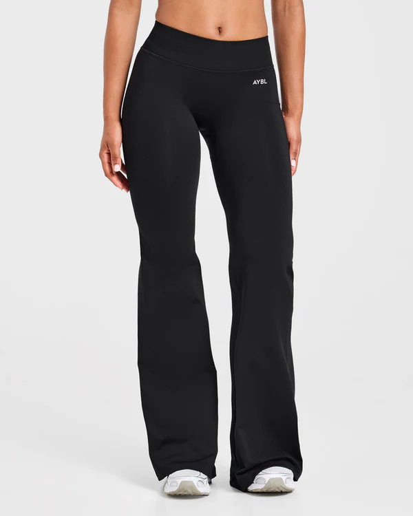 AYBL Adapt Seamless Flared Leggings - Black