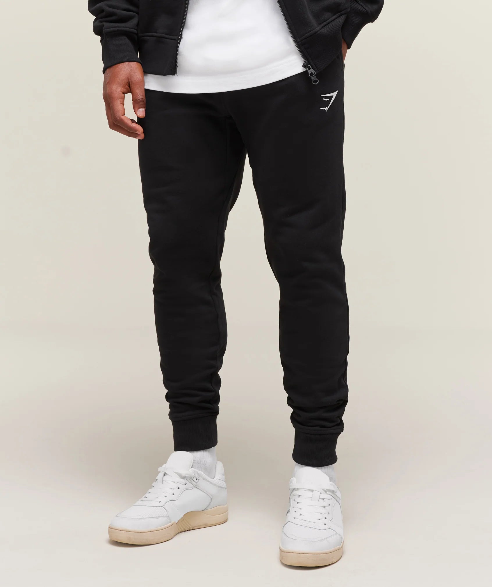 Crest Joggers- Black