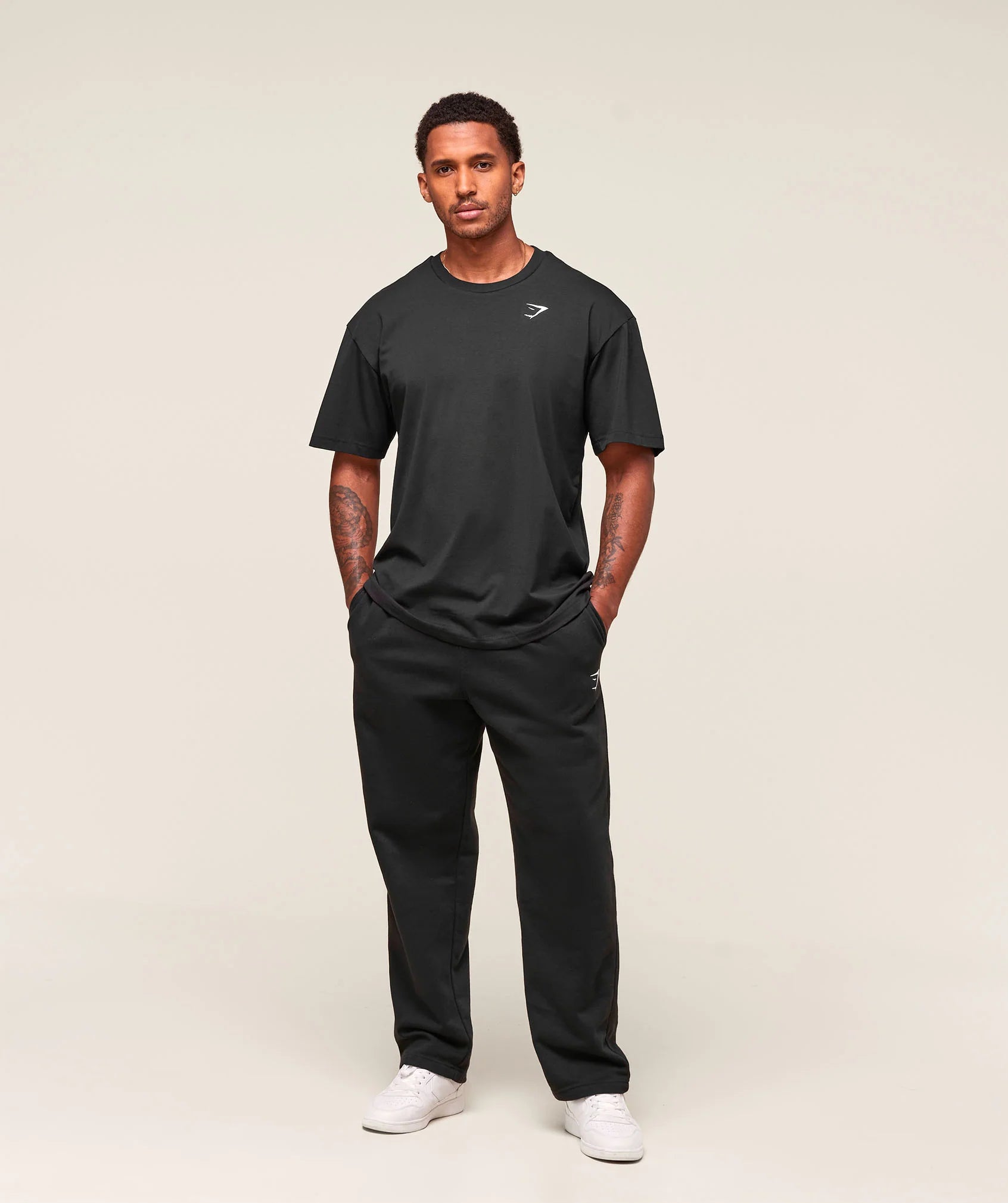 Gymshark Essential Oversized T-Shirt- Black