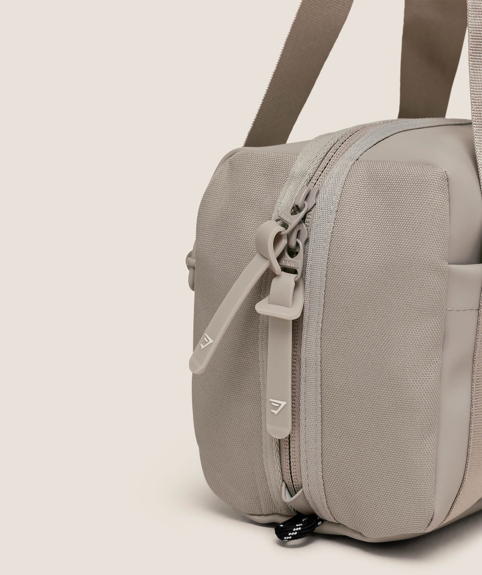 Gymshark- Everyday Mini Holdall- Mushroom Grey