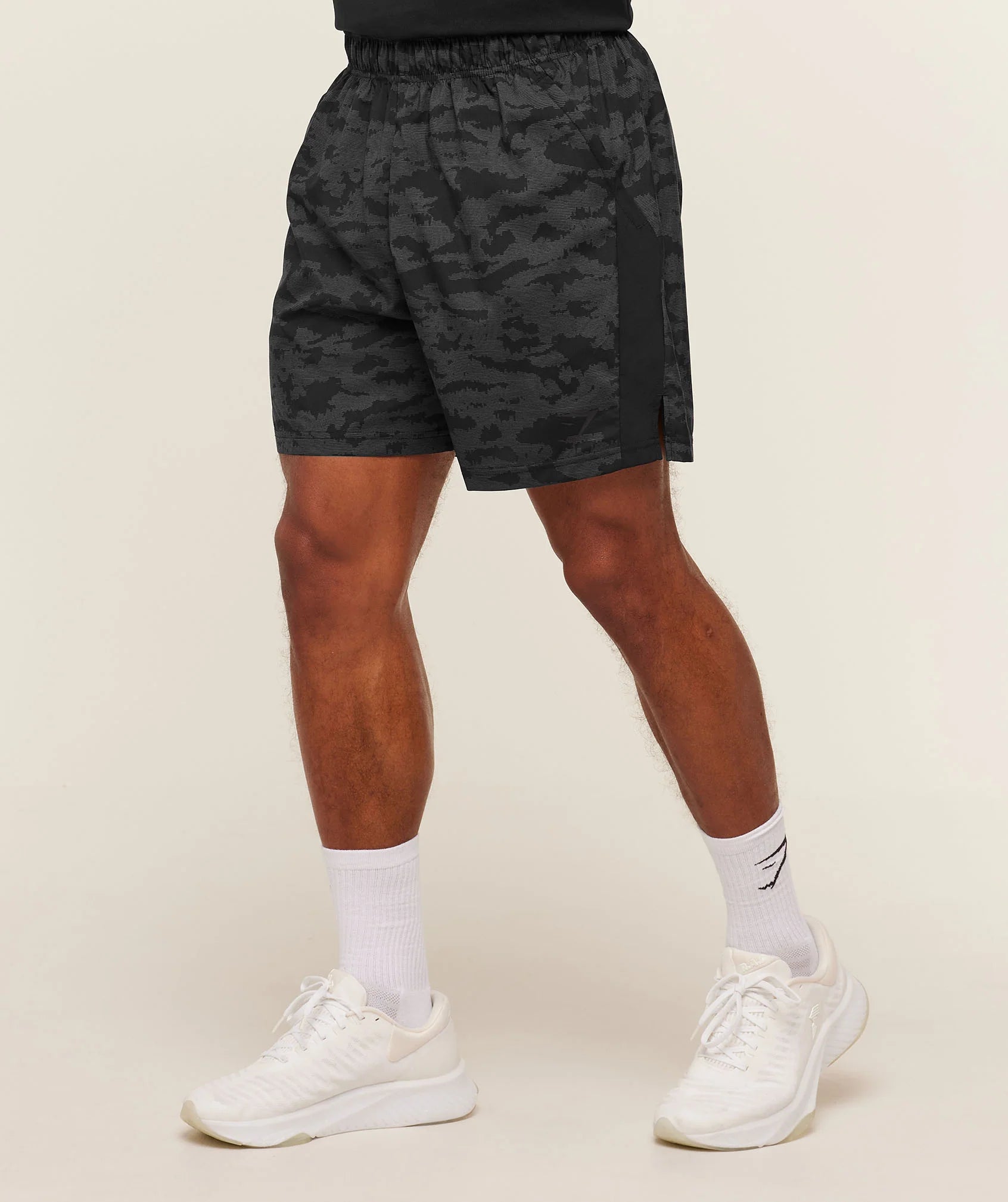 Gymshark Sport 7" Shorts - Grey/Black