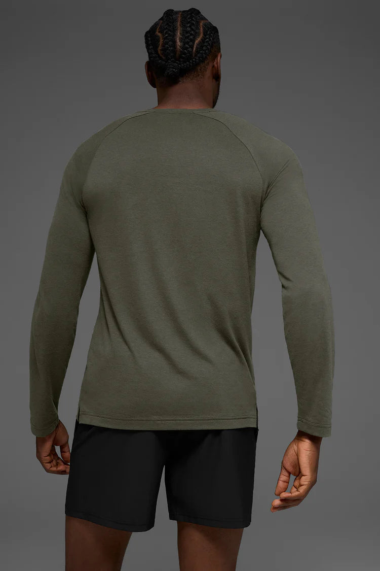 ALO Triumph Long Sleeve Tee- Stealth Green